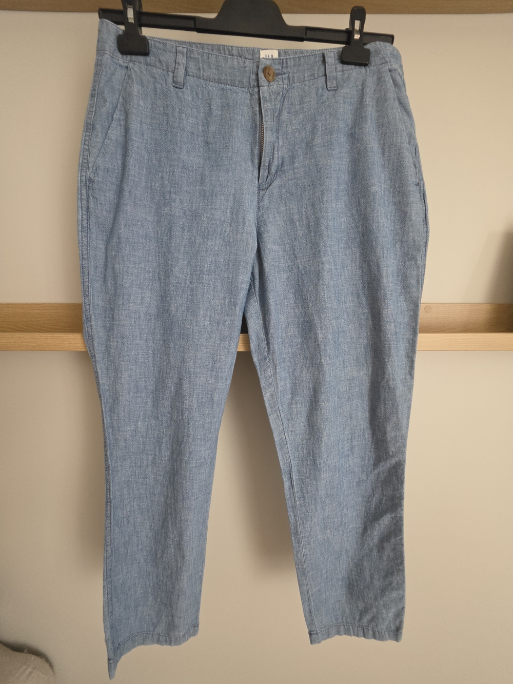 GAP Women's Light Blue Straight Leg Jeans